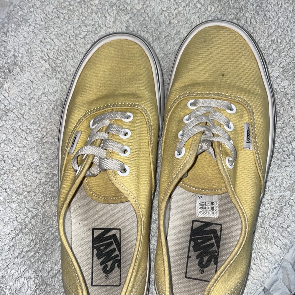 Vans - Picture 4 of 5